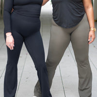 'Mila' Flare Leggings